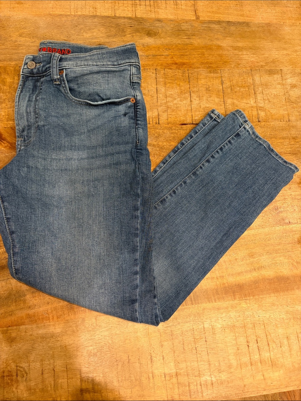 Lucky Brand Men's Blue Denim Jeans - Classic Straight Fit (223) 30x29